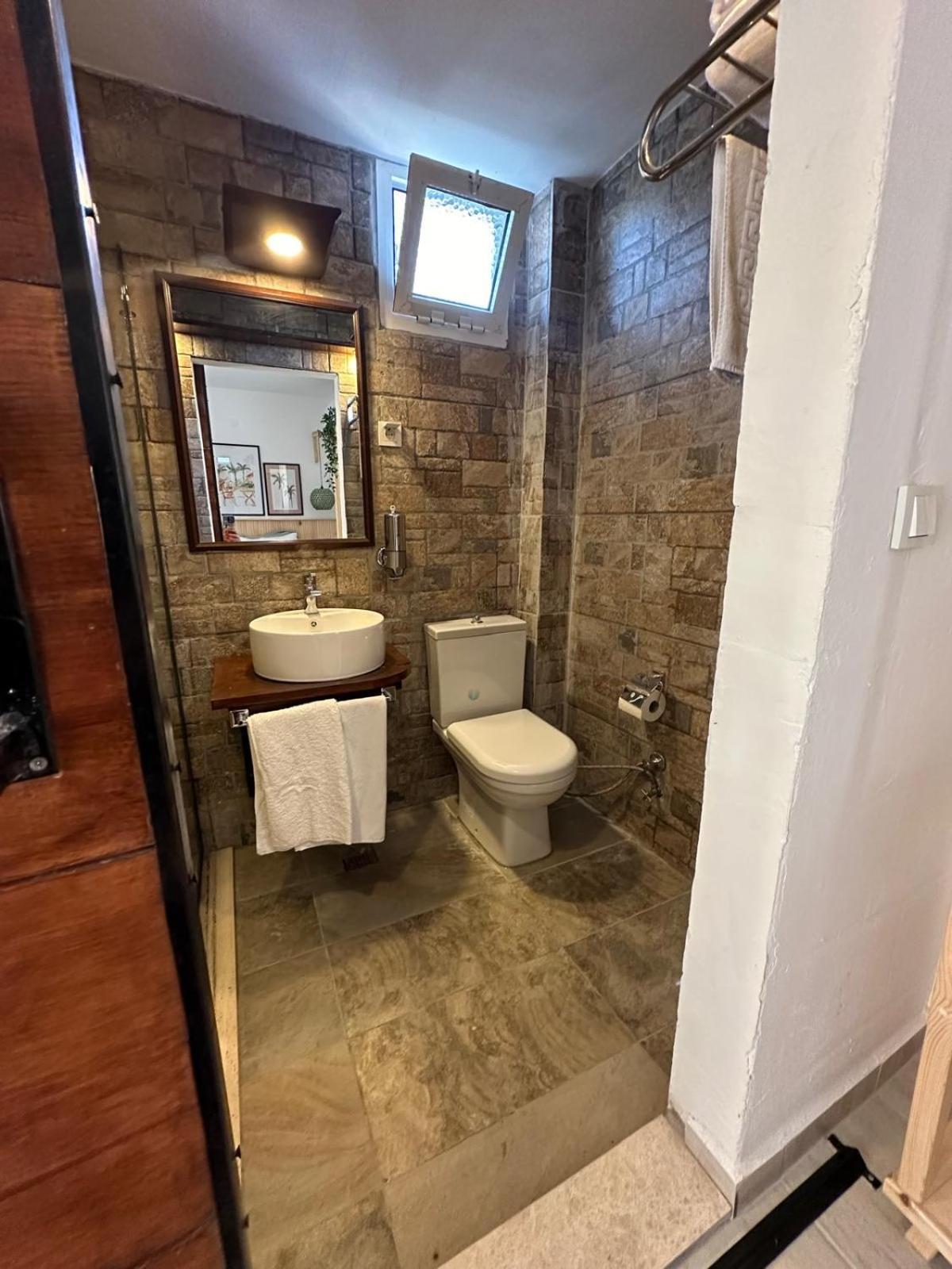 Monk Island Hotel İzmir Ngoại thất bức ảnh